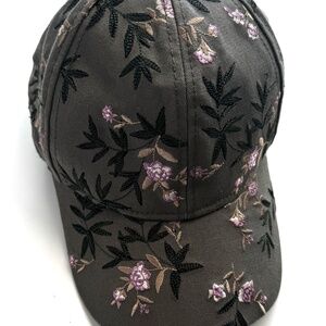 AEO Green Floral Embroidered Cap